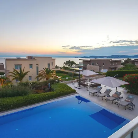 Extraordinary Deluxe With Sea View D3 ***** 4* Savudrija